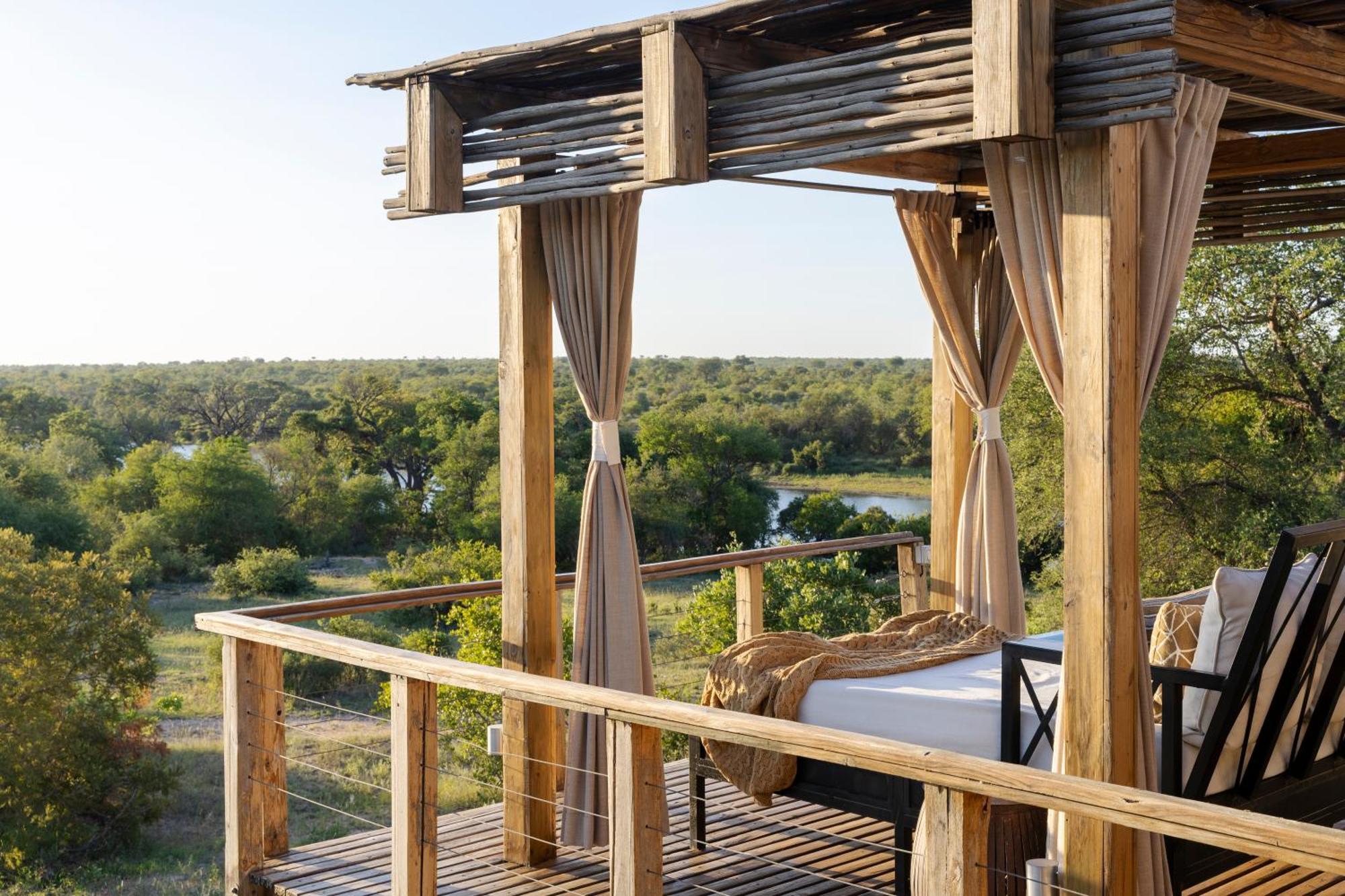 Simbavati Hilltop Lodge Rezervaţia naturală Timbavati Exterior foto