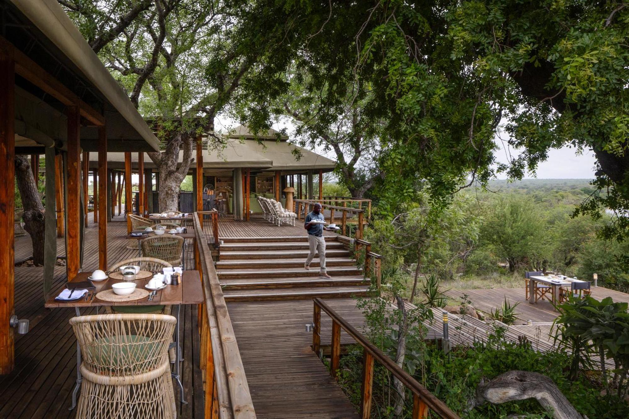 Simbavati Hilltop Lodge Rezervaţia naturală Timbavati Exterior foto