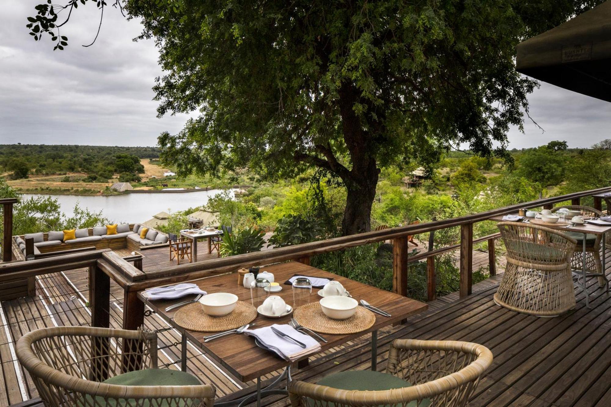 Simbavati Hilltop Lodge Rezervaţia naturală Timbavati Exterior foto