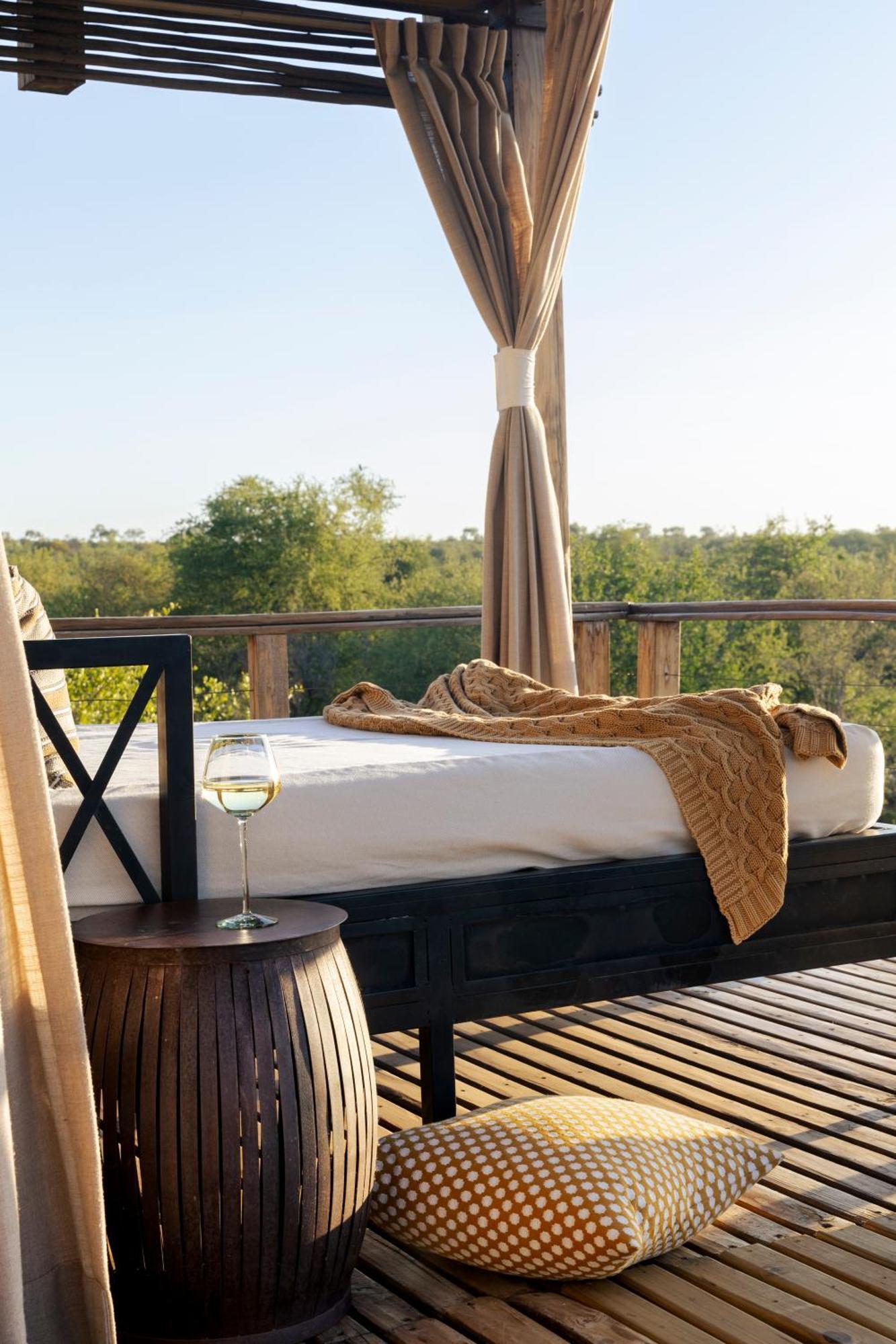 Simbavati Hilltop Lodge Rezervaţia naturală Timbavati Exterior foto